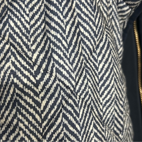 J. Crew Excursion puffer vest herringbone pattern Quilted Size XL Black/Cream - Picture 3 of 10